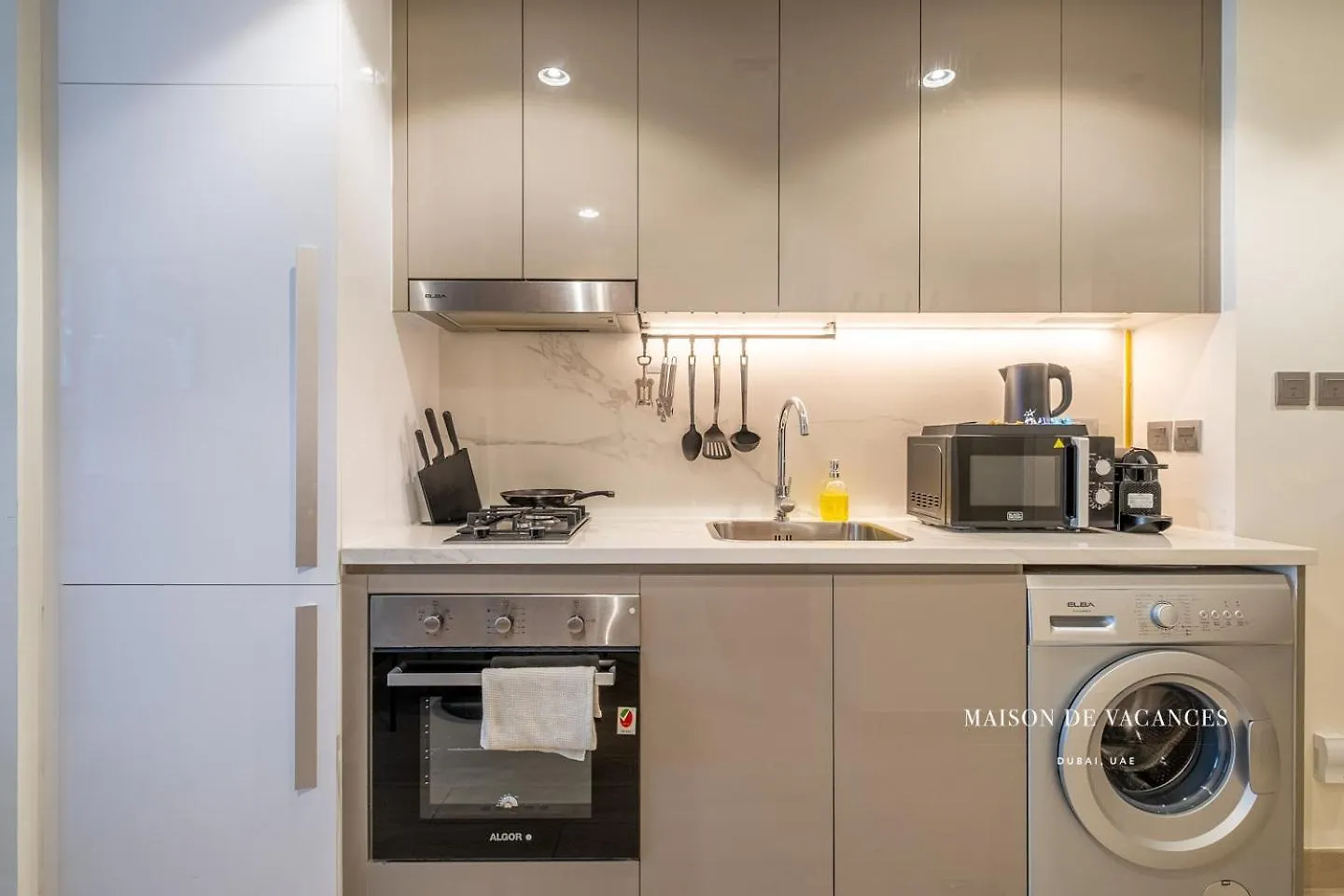 Apartment Peaceful Studio Getaway, 10 Mins From Dubai Mall